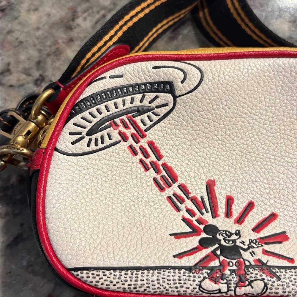Rare Vintage 90s Mickey Mouse Coach Red and White UFO Crossbody Bag - Picture 3 of 6